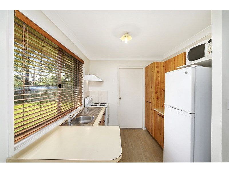 24 White Swan Avenue, Blue Haven NSW 2262