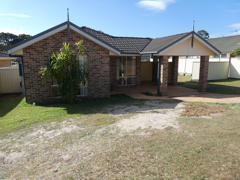 9 Maneela Road, Buff Point NSW 2262