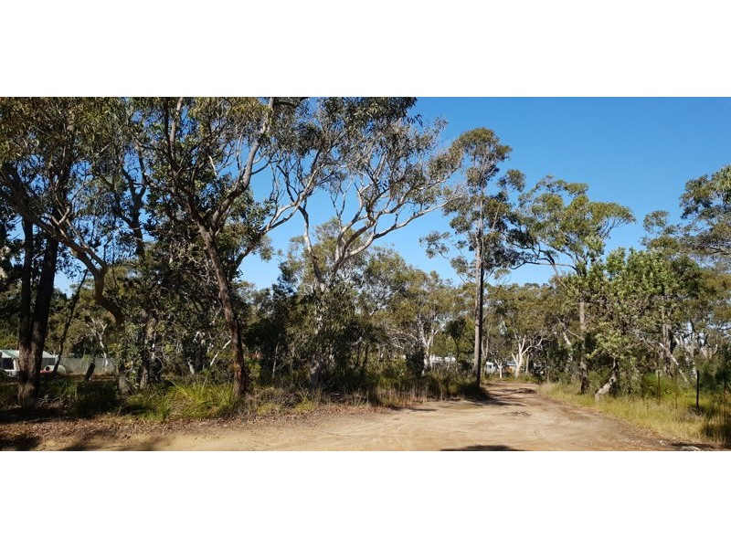 15 Pirama Road, Wyee NSW 2259