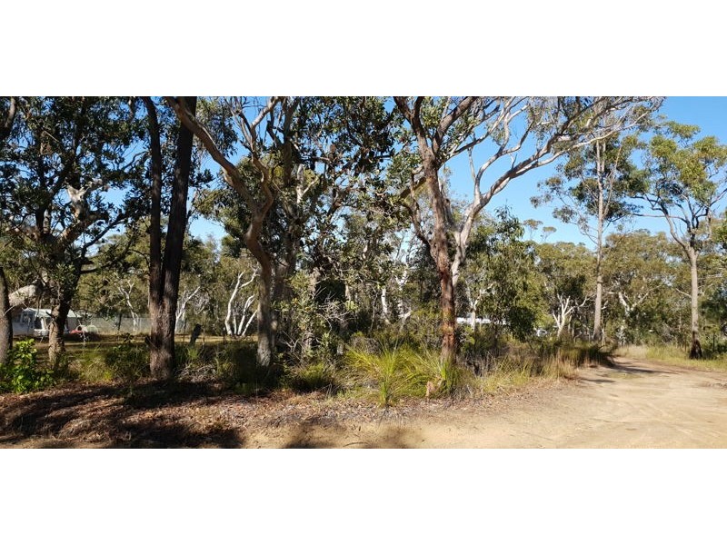 15 Pirama Road, Wyee NSW 2259