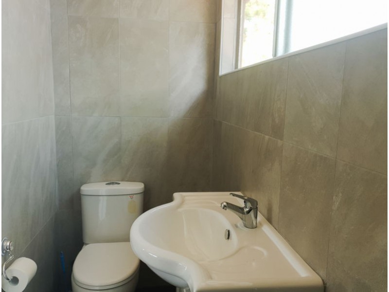 4 Pirama Road, Wyee NSW 2259