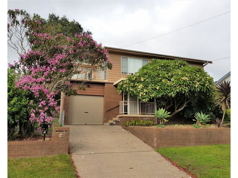 4 Short Street, Wyee Point NSW 2259