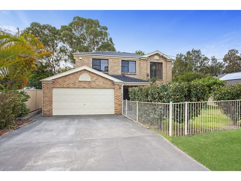5 Lake Street, Wyee Point NSW 2259