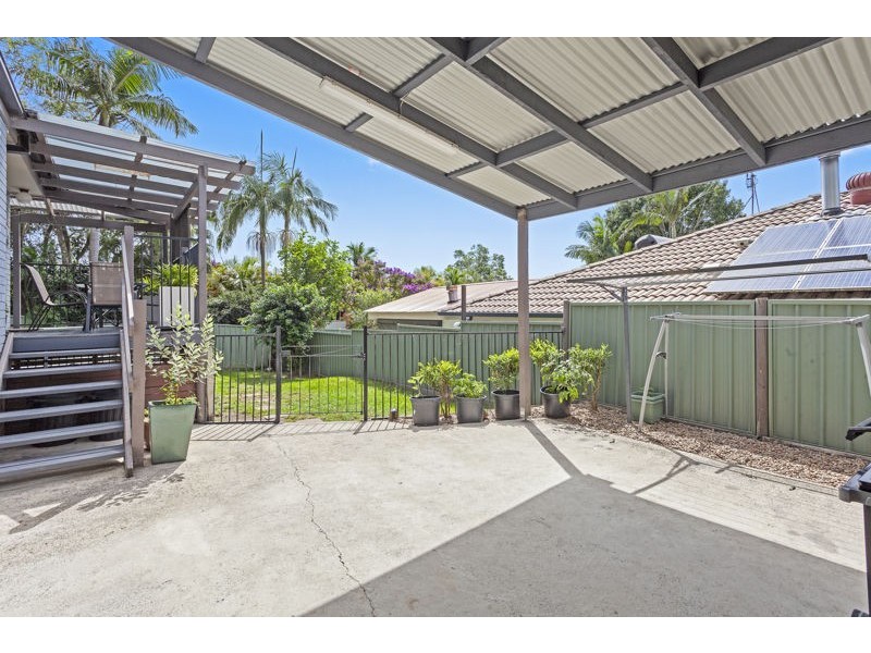 35 High St, Wyee Point NSW 2259