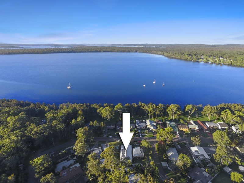 14 Lakeshore Avenue, Kingfisher Shores NSW 2259