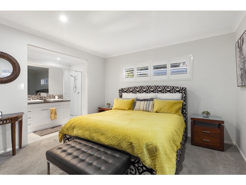 14 Lakeshore Avenue, Kingfisher Shores NSW 2259