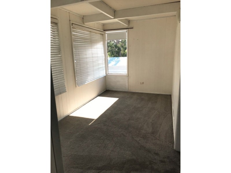 80 Delia Avenue, Halekulani NSW 2262