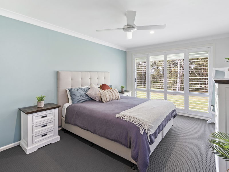 24 Manhire Road, Wyee NSW 2259