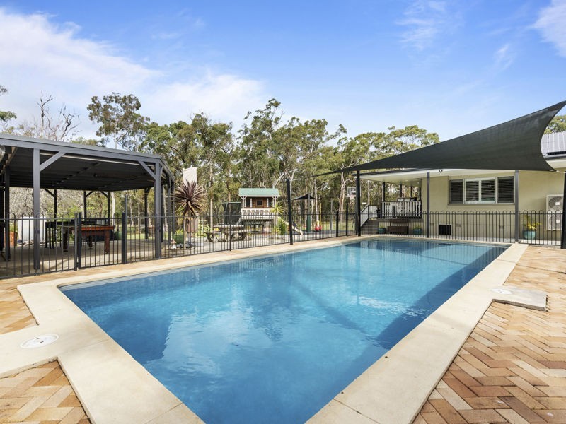 24 Manhire Road, Wyee NSW 2259