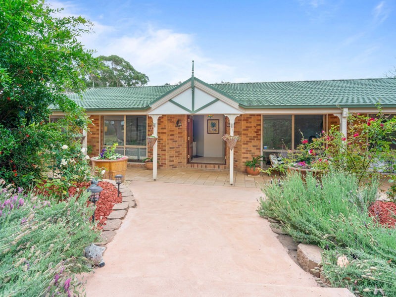 5 Saddlers Way, Wyee Point NSW 2259