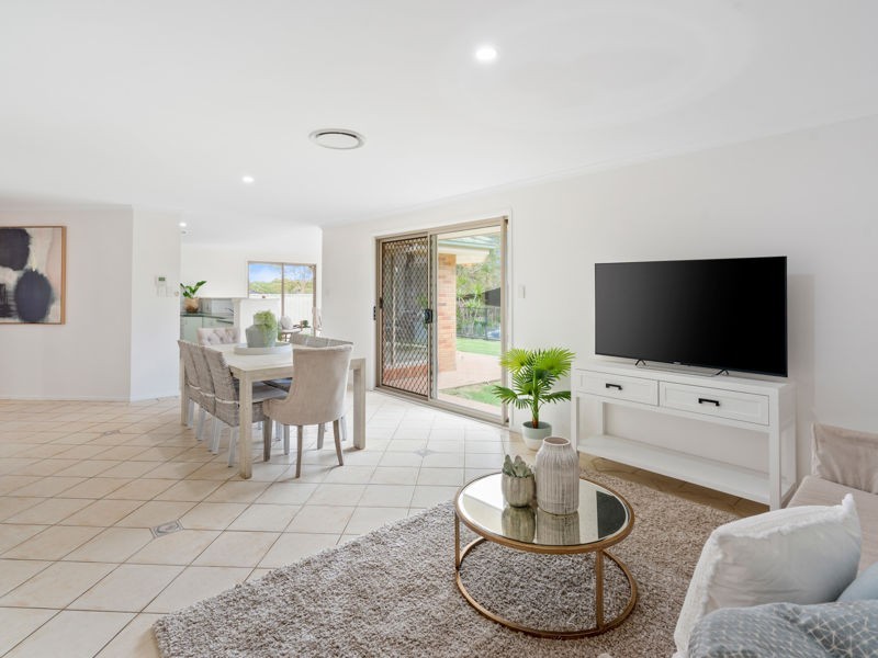 5 Saddlers Way, Wyee Point NSW 2259