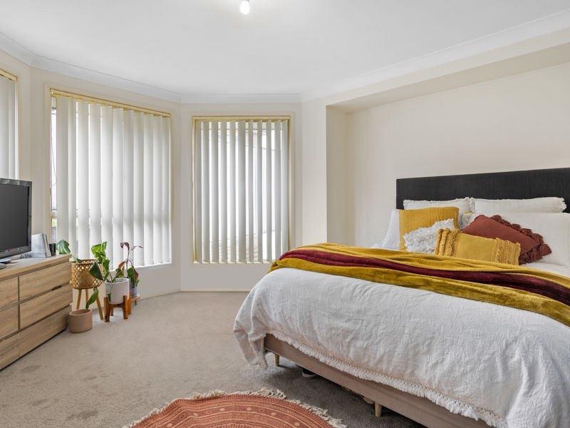 41 Belyando Crescent, Blue Haven NSW 2262