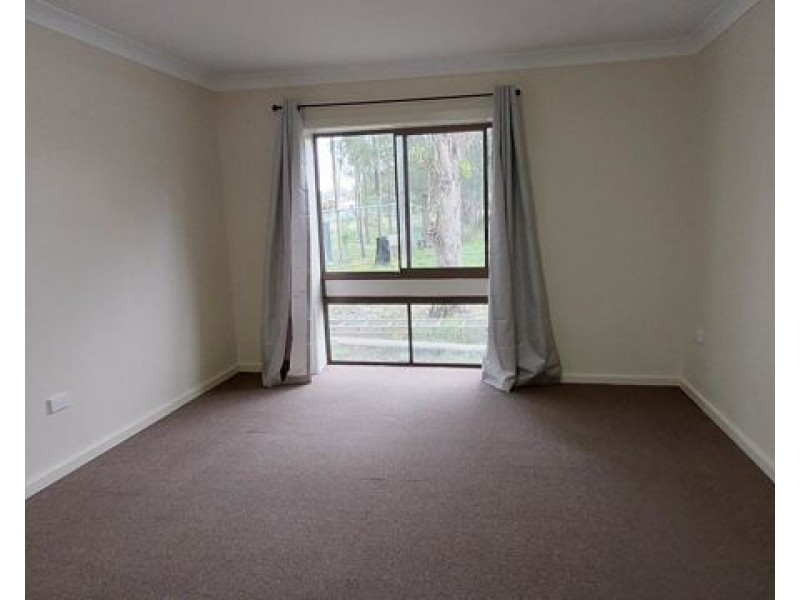 93 Forest Rd – Cabin, Wyee NSW 2259
