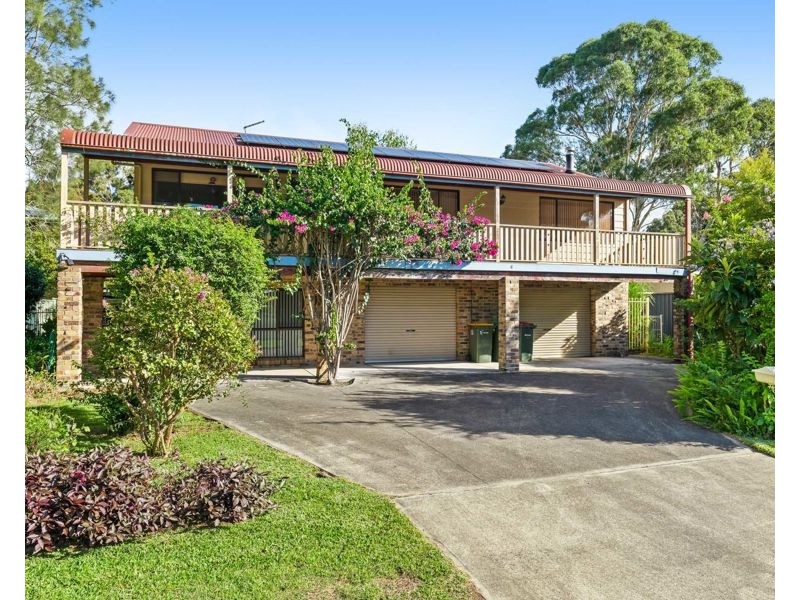 4 Bay street, Wyee Point NSW 2259