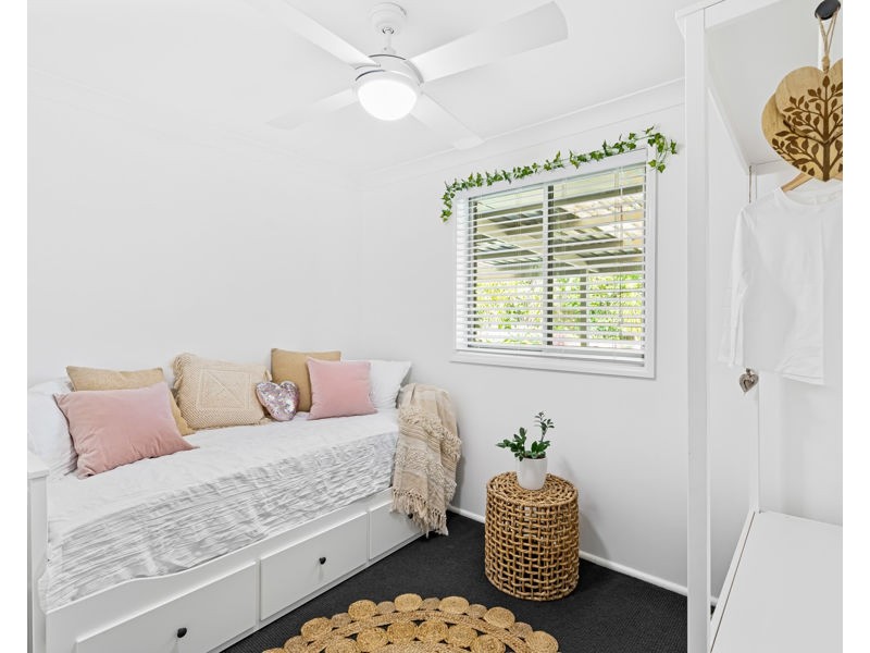 6 Bay Street, Wyee Point NSW 2259