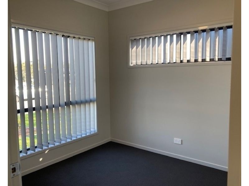 11 PIONEER DRIVE, Morisset NSW 2264