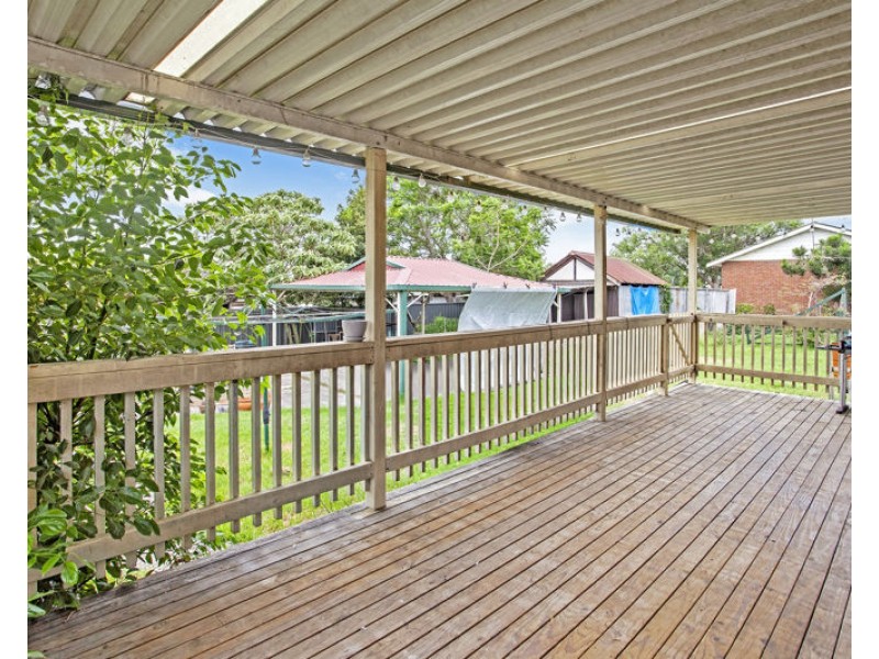 1 SUMMERHAYES RD, Wyee NSW 2259