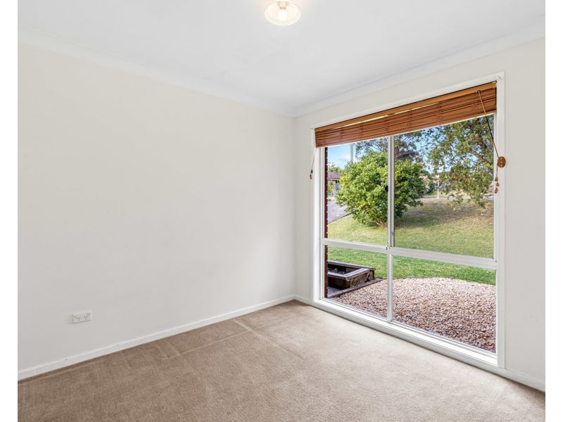 24 White Swan Avenue, Blue Haven NSW 2262