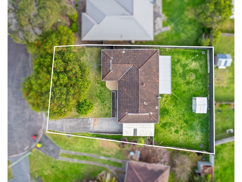 24 White Swan Avenue, Blue Haven NSW 2262