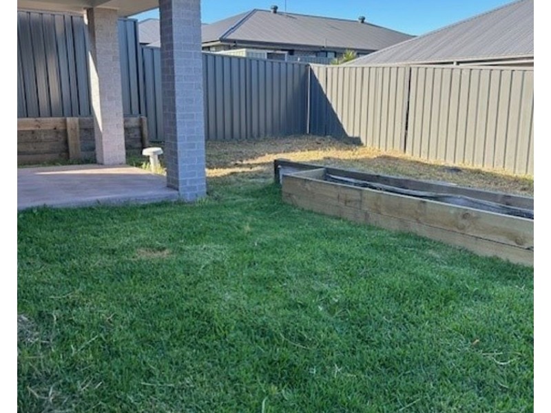 5B Bateup Rd, Wyee NSW 2259