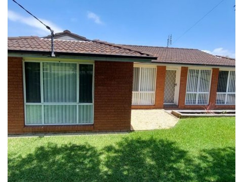 24 White Swan Avenue, Blue Haven NSW 2262