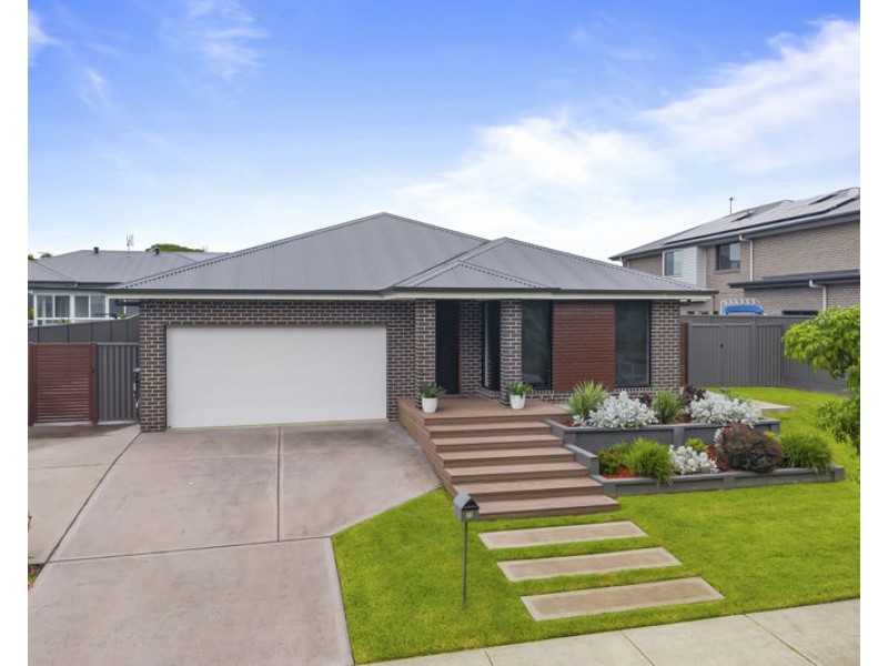 22 Hodges St, Wyee NSW 2259