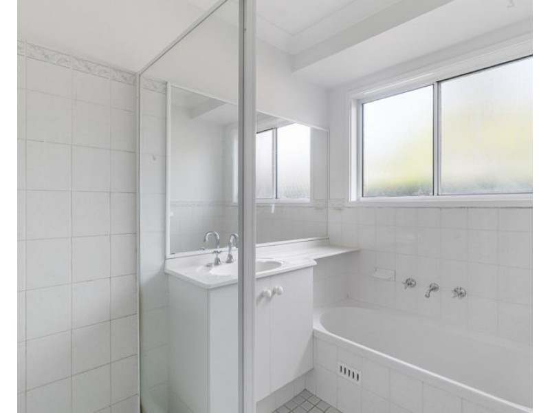 10 Talia Court, Blue Haven NSW 2262