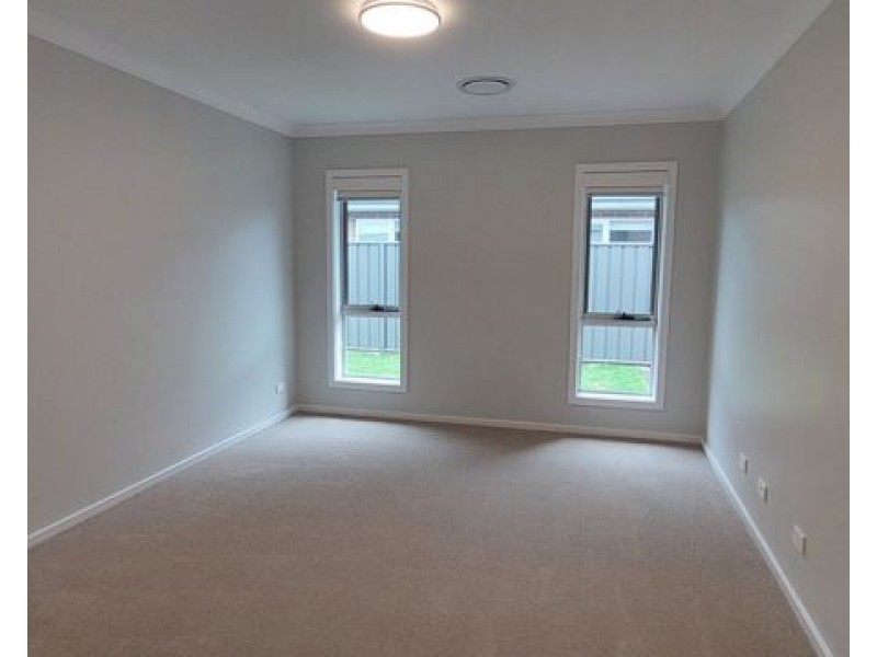 49 Songlark Avenue, Warnervale NSW 2259