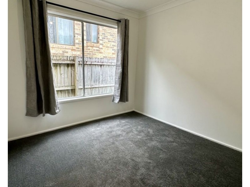 98 Birdwood Drive, Blue Haven NSW 2262