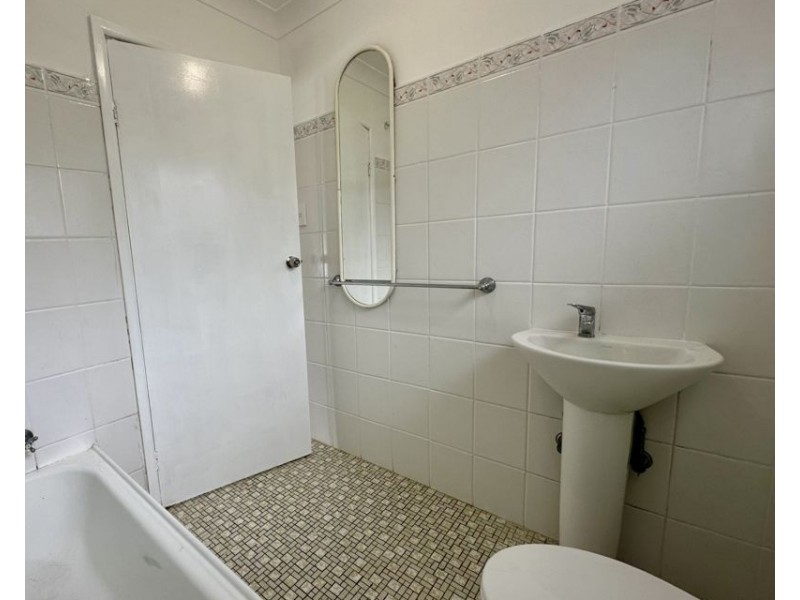 98 Birdwood Drive, Blue Haven NSW 2262