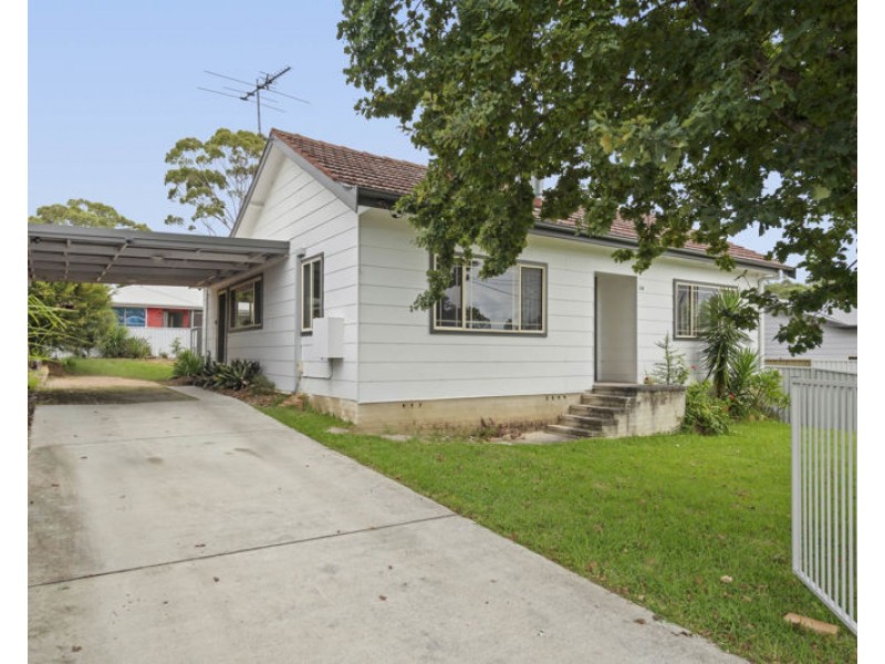 14 Darlingup Rd, Wyee NSW 2259