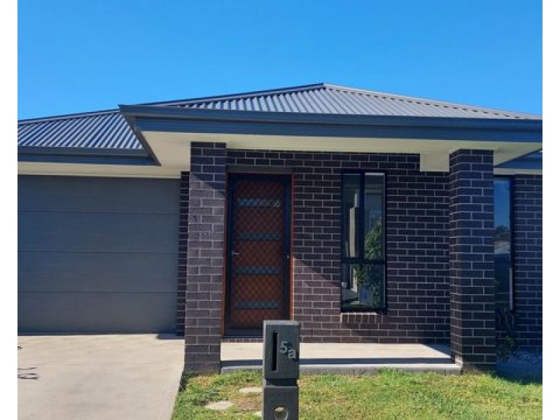 5 A Bateup Rd, Wyee NSW 2259