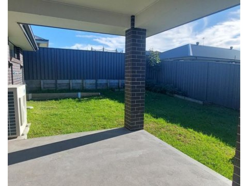 5 A Bateup Rd, Wyee NSW 2259
