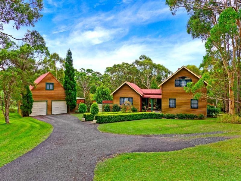 8 Simmons Close, Wyee Point NSW 2259