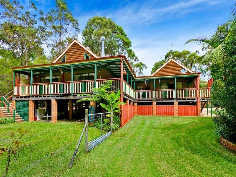 8 Simmons Close, Wyee Point NSW 2259