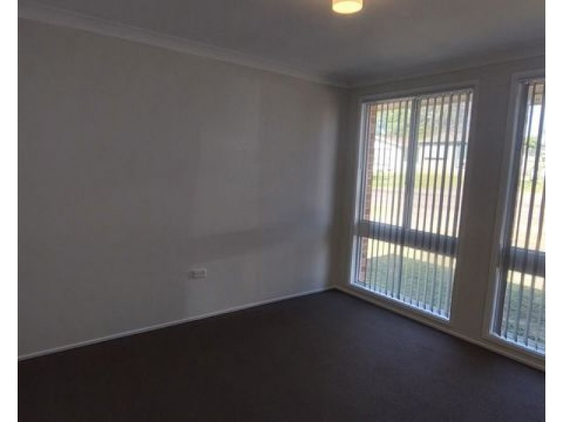 5 Inderan Avenue, Lake Haven NSW 2263
