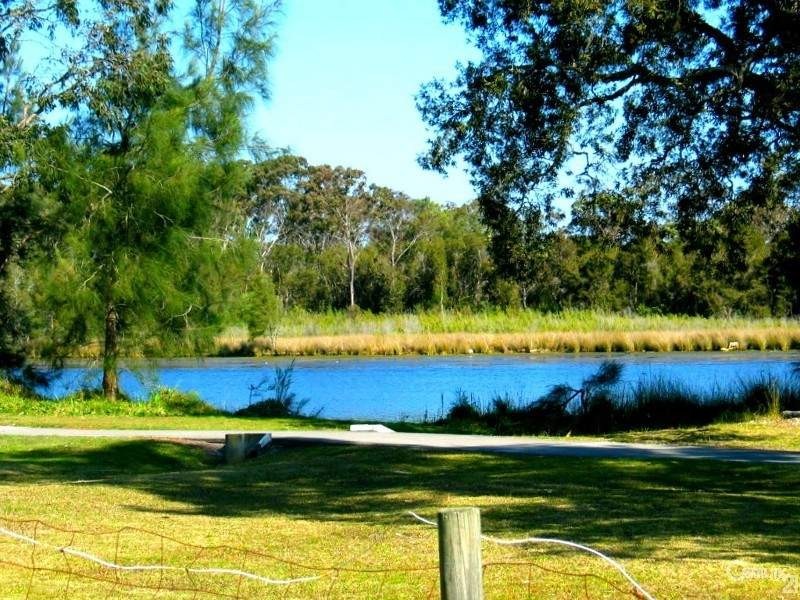 13 Costa Avenue, San Remo NSW 2262