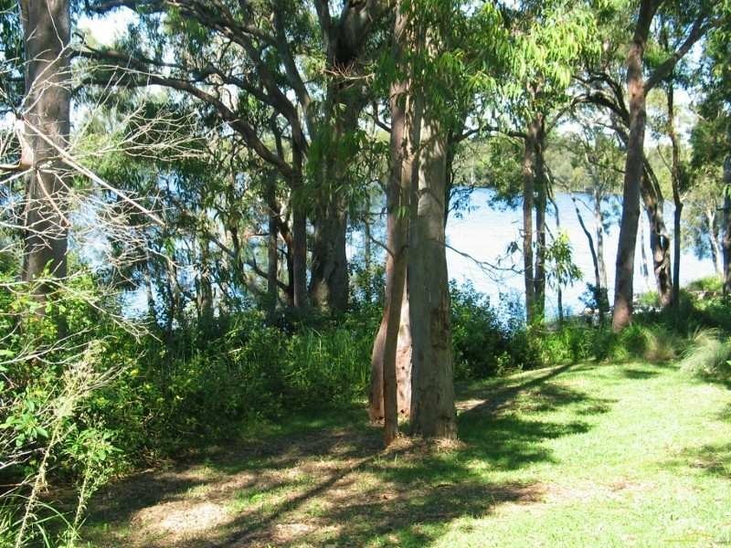 17 Mulwala Drive, Wyee Point NSW 2259