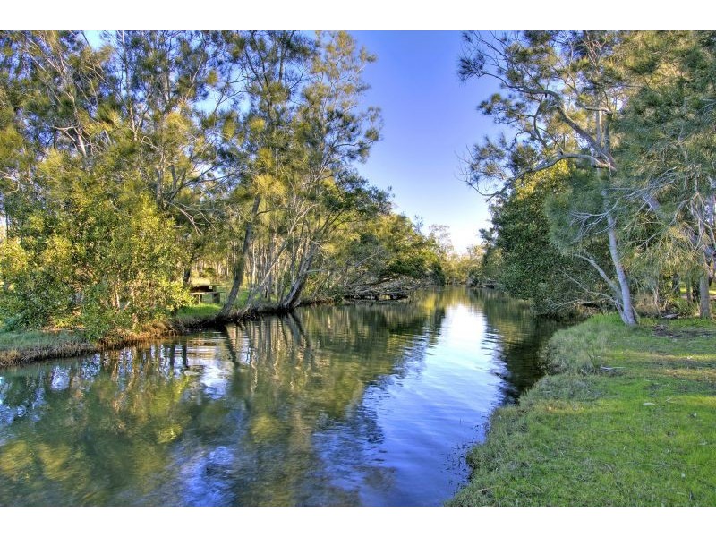 53 Mulwala Drive, Wyee Point NSW 2259