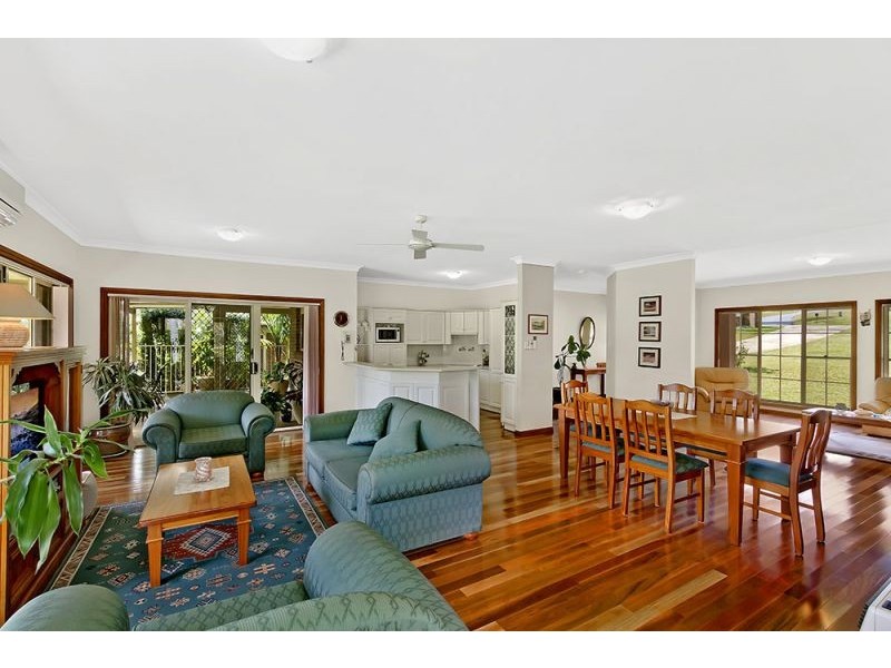 35 Larapinta Drive, Wyee Point NSW 2259