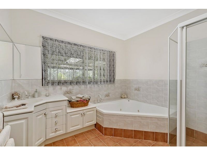 35 Larapinta Drive, Wyee Point NSW 2259