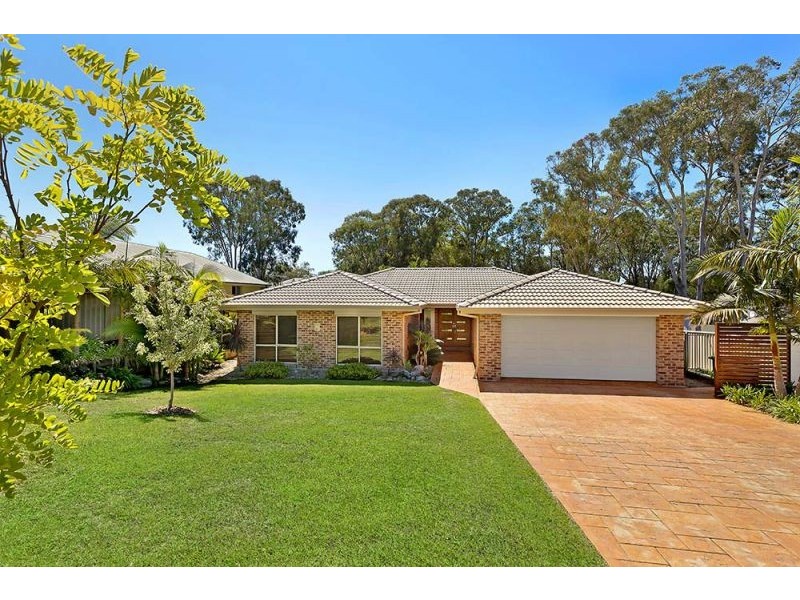 3 Kiewa Close, Wyee Point NSW 2259