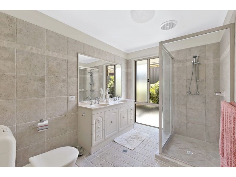 3 Kiewa Close, Wyee Point NSW 2259
