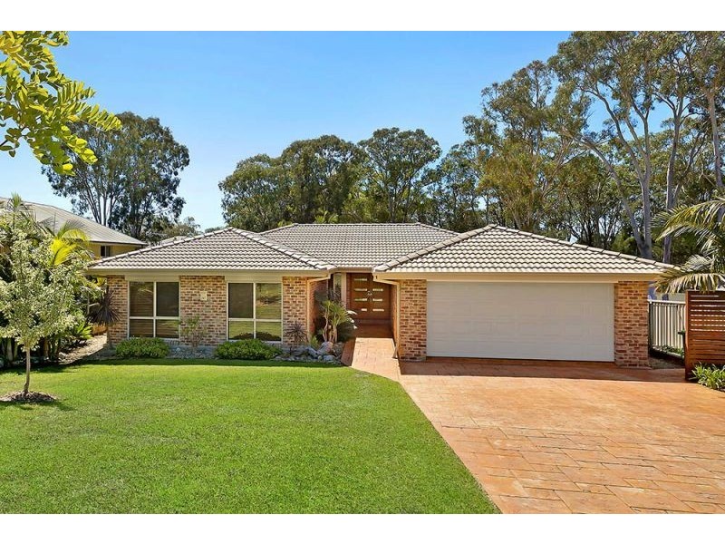 3 Kiewa Close, Wyee Point NSW 2259