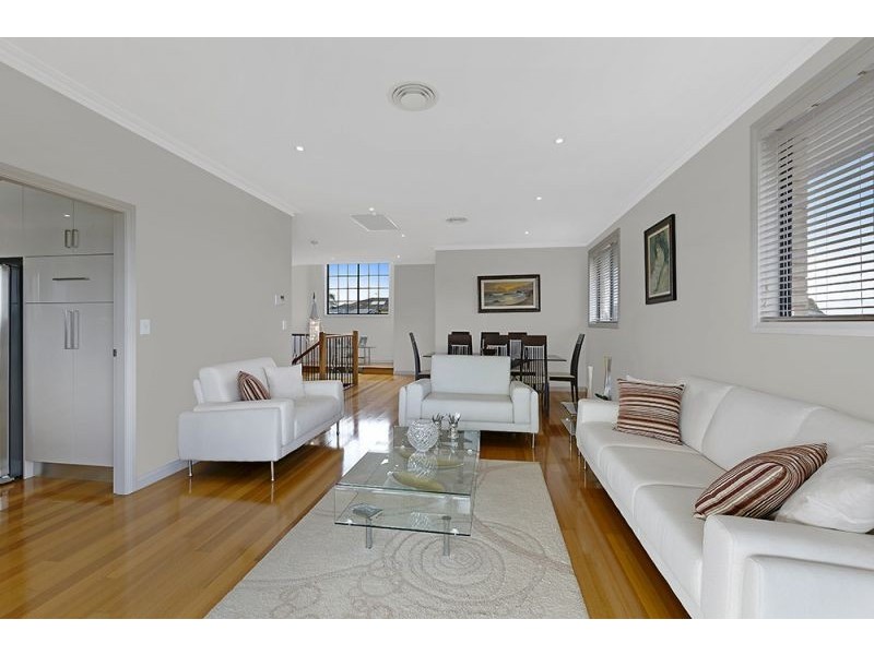 36 Wymeera Circuit, Wyee Point NSW 2259
