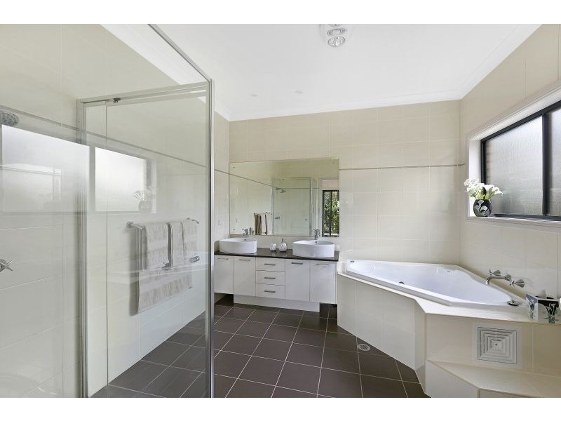36 Wymeera Circuit, Wyee Point NSW 2259