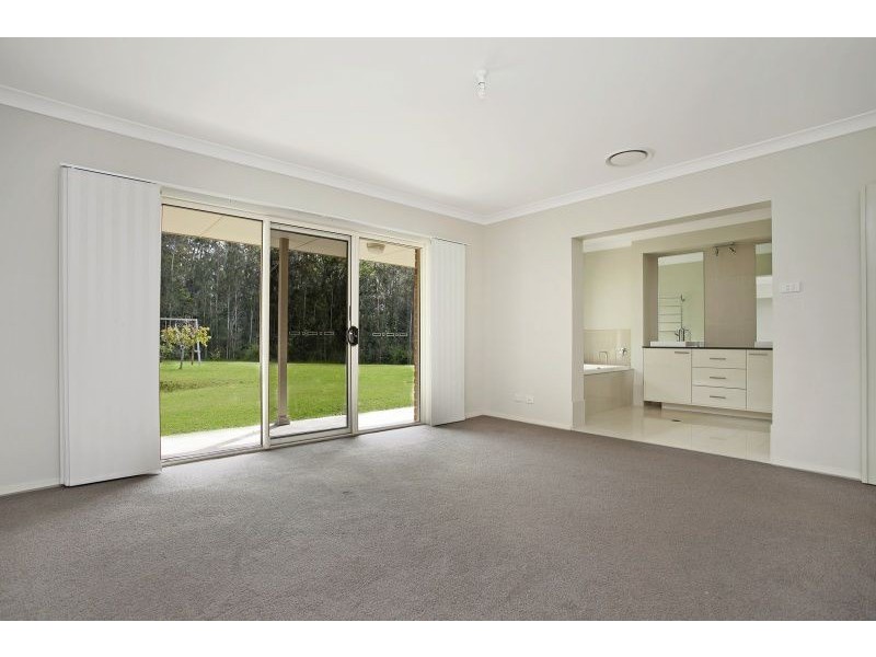139 Freemans Drive, Morisset NSW 2264