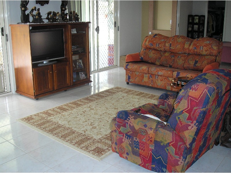 2 Caroline Ct, Burrum River QLD 4659