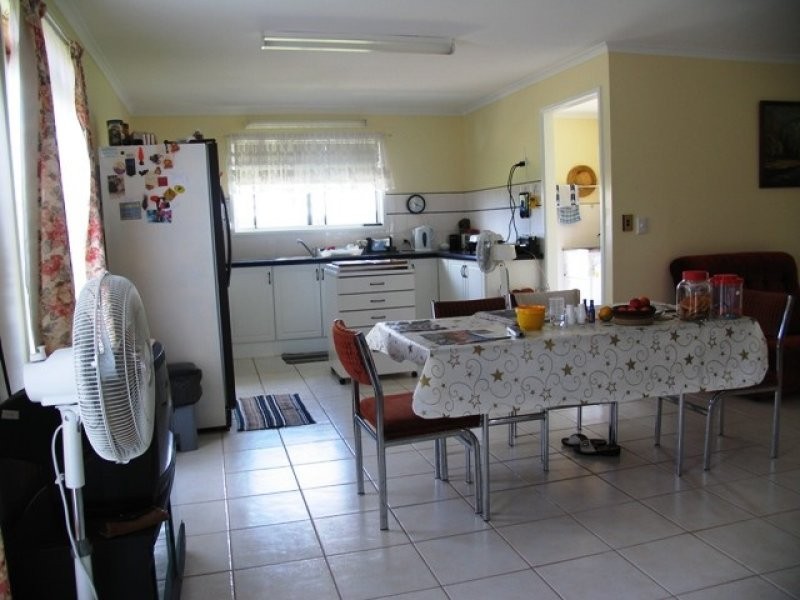 Buxton QLD 4660