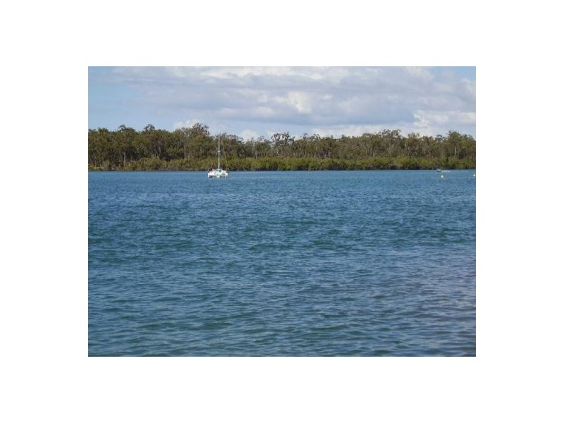Buxton QLD 4660